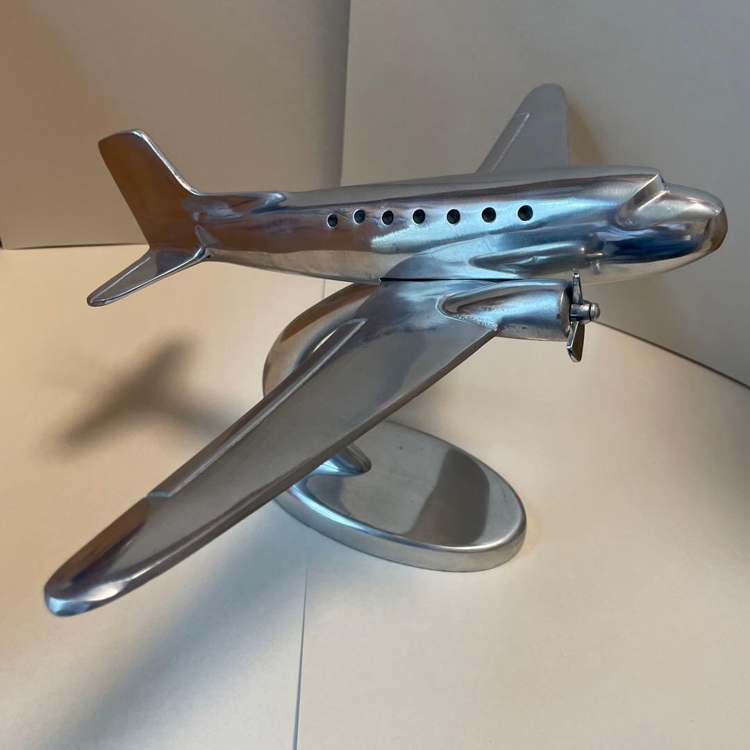 2311.メタル製 飛行機模型