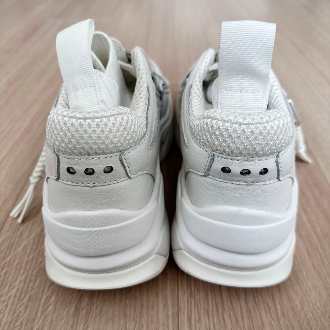 新品未使用　BRANDBLACK スニーカー　26センチ