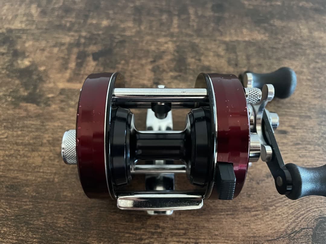 ABU Ambassadeur 2500C アブ アンバサダー バーガンディ