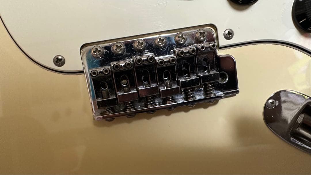 A*G様 Fender Stratocaster アイボリー