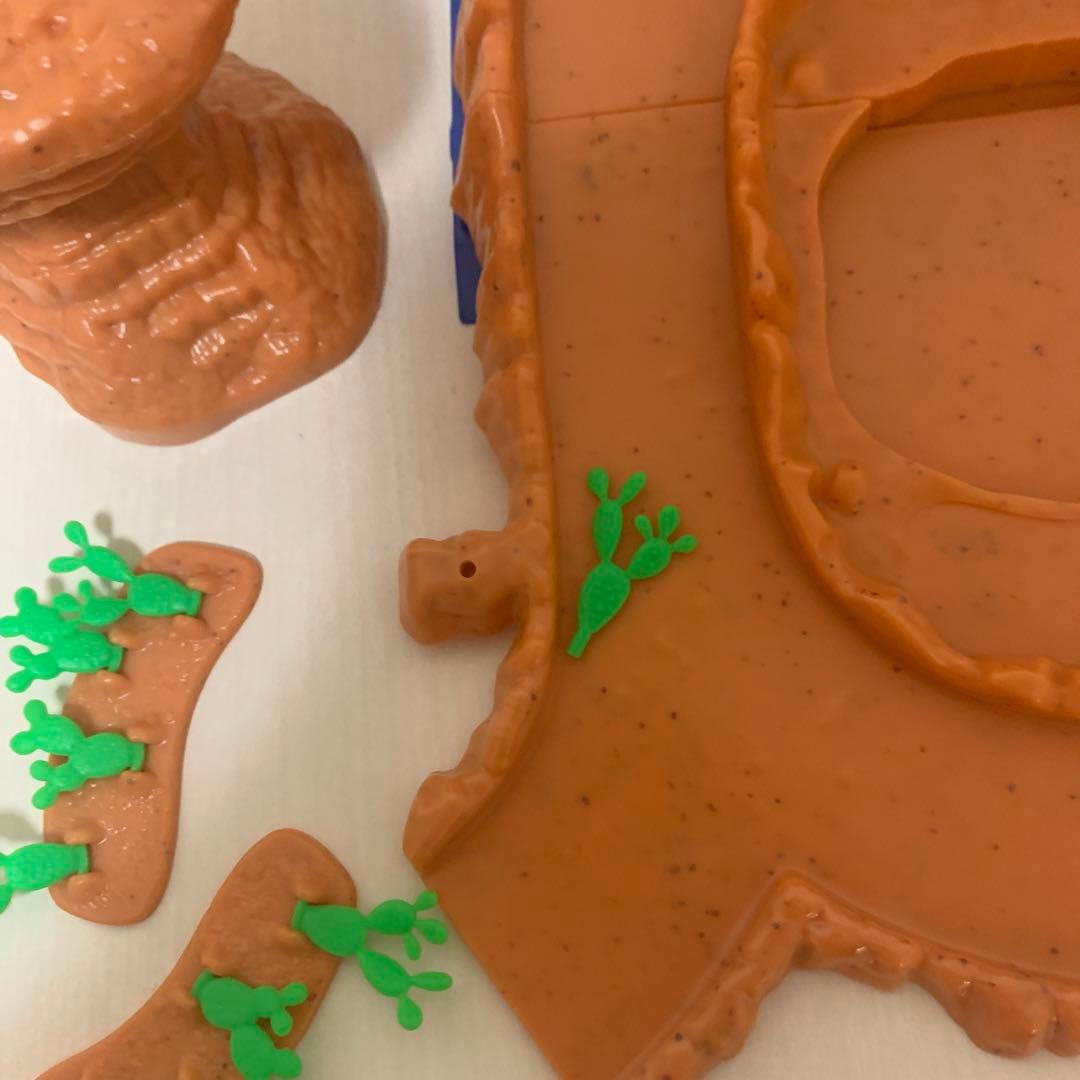 Pixar カーズ　ライトニングマックイーン ドッグハドソン プレイセット