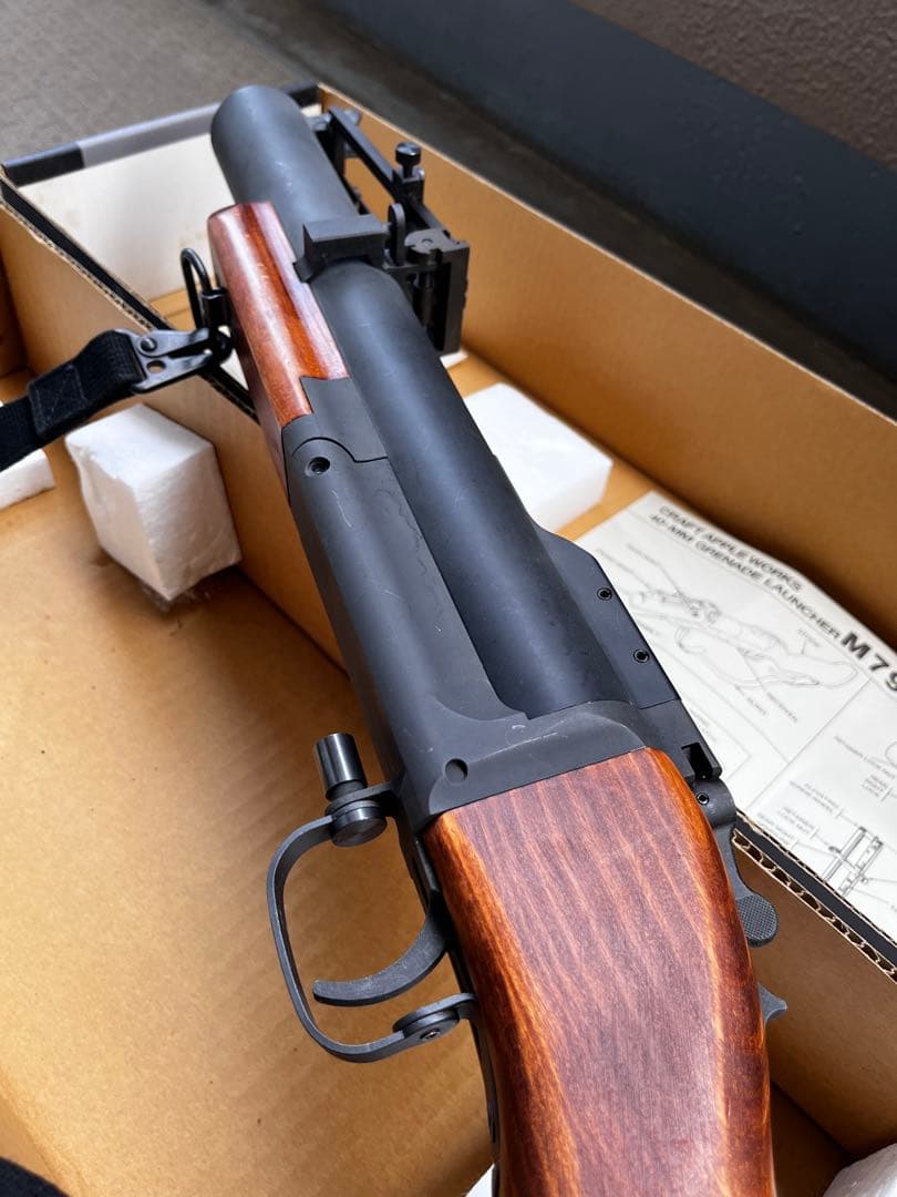 M79 40mm グレネードランチャー リアル木製ストックバージョン