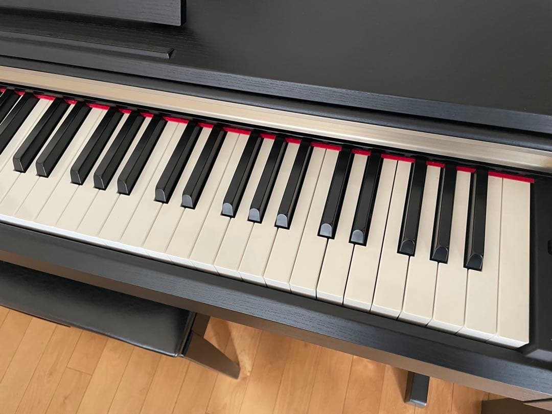 YAMAHA ARIUS 電子ピアノ（椅子・説明書・名曲50選付き・別出品）