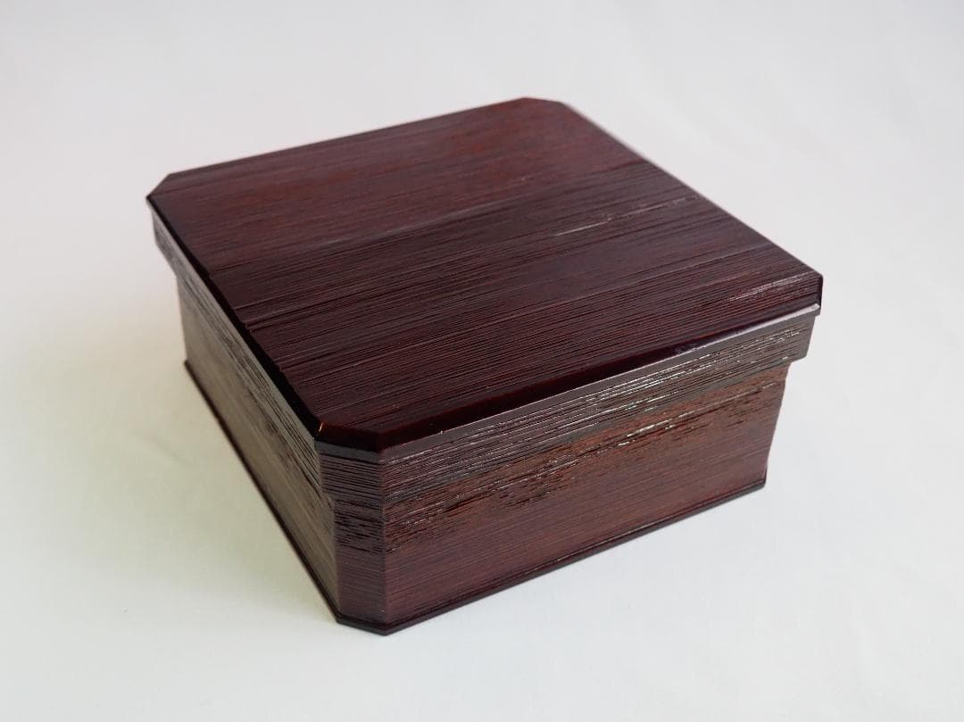 9代中村宗哲造『氷梅絵ヘギ目縁高』（共箱）