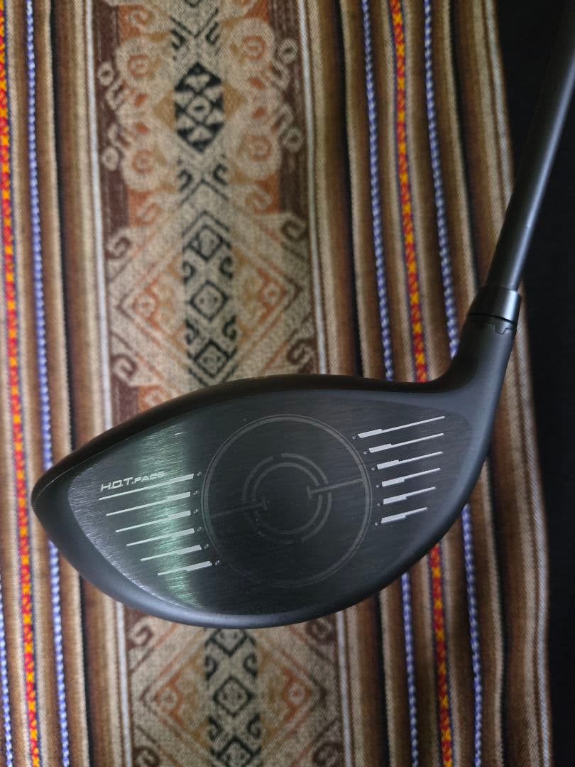 Cobra Dark Speed ドライバー 9.0度　ディアマナWB 53x
