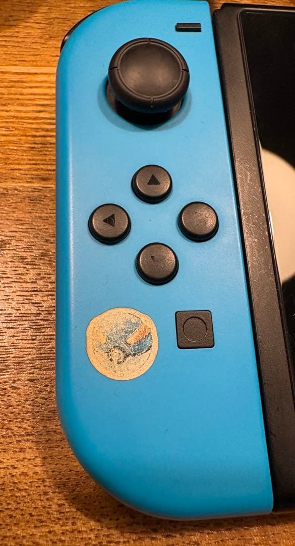 Nintendo Switch 本体 コントローラー赤／青／ピンク／みどり