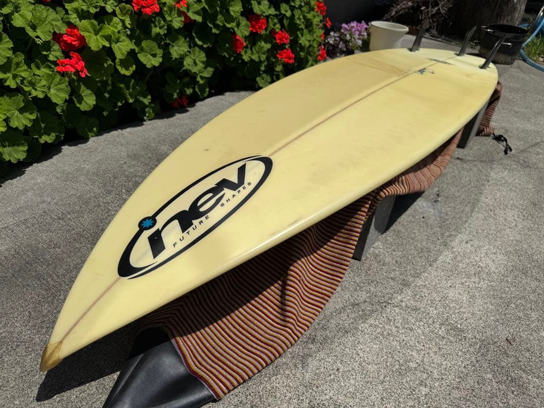 NEV サーフボード　ショートボード　オーストラリア製　発送不可