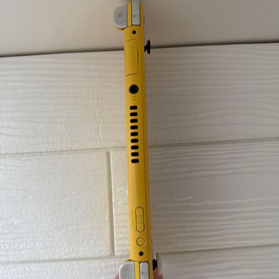 ジャンク品⭐︎Nintendo Switch Lite イエロー