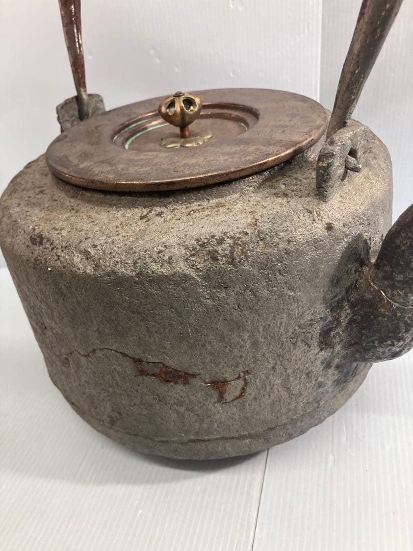 【時代物】青龍堂造鉄瓶 岩肌 銅蓋 京鉄瓶 煎茶道具 茶道具 骨董 アンティーク