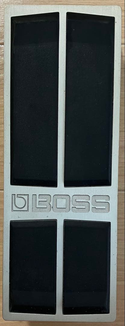 BOSS FV-500L フットボリュームペダル