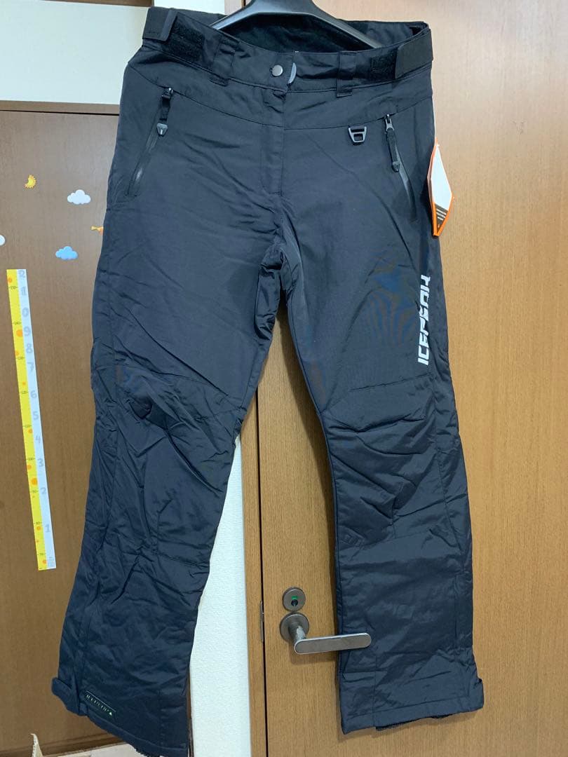 フェニックスX-NIX スキースノボウェアウィンタースポーツ用ジャケットとパンツ