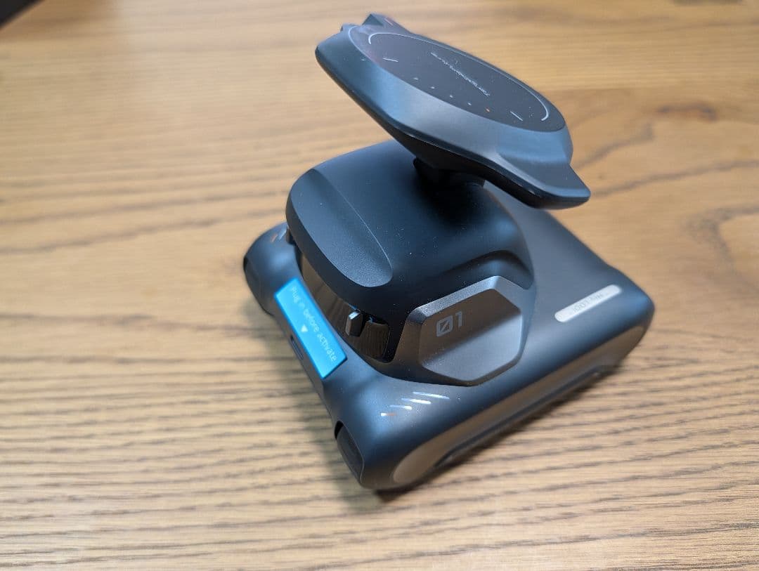 LOOI Robot（ChatGPT搭載)