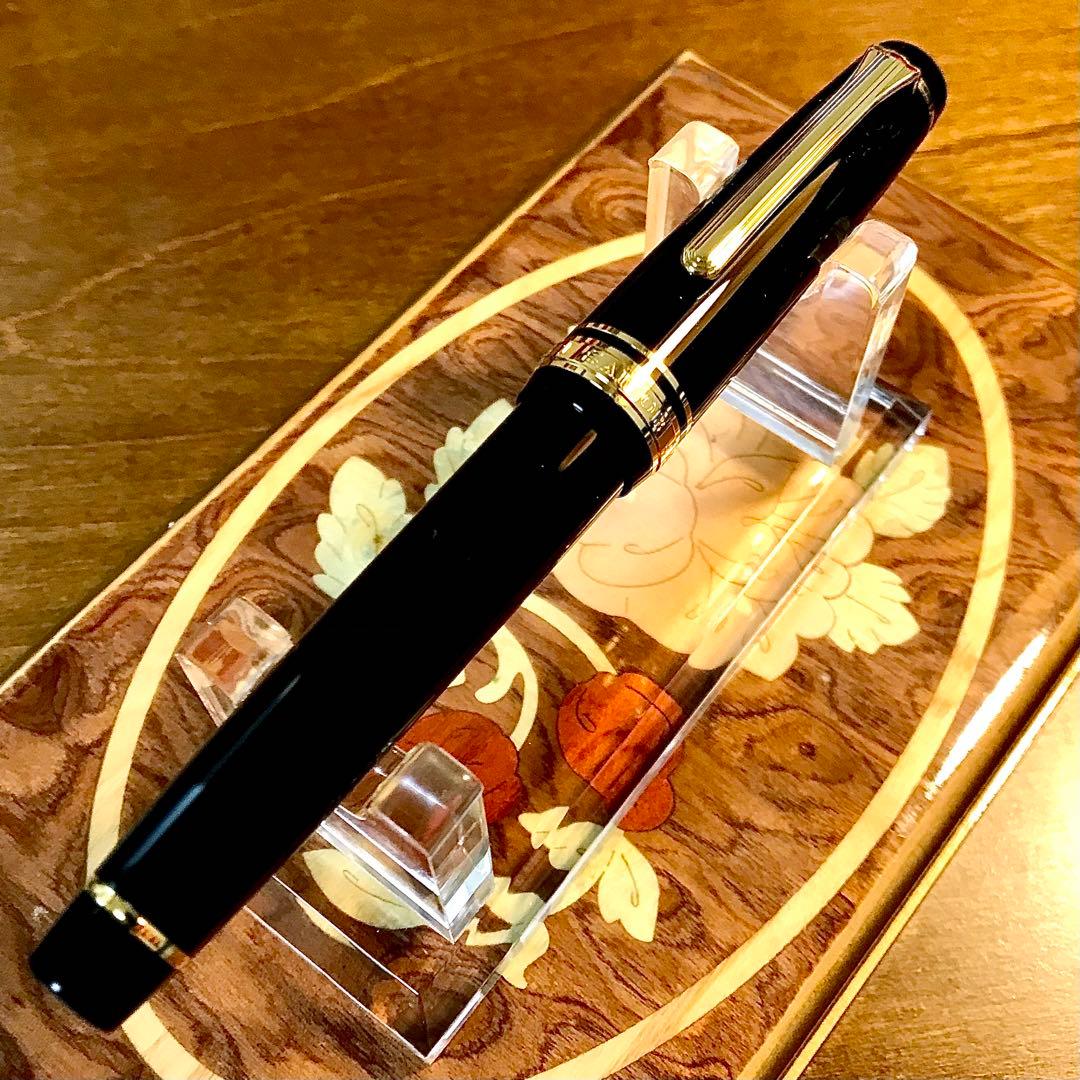 ☆新品未使用☆至高の万年筆セーラープロフェッショナルギア21K(H-MF)