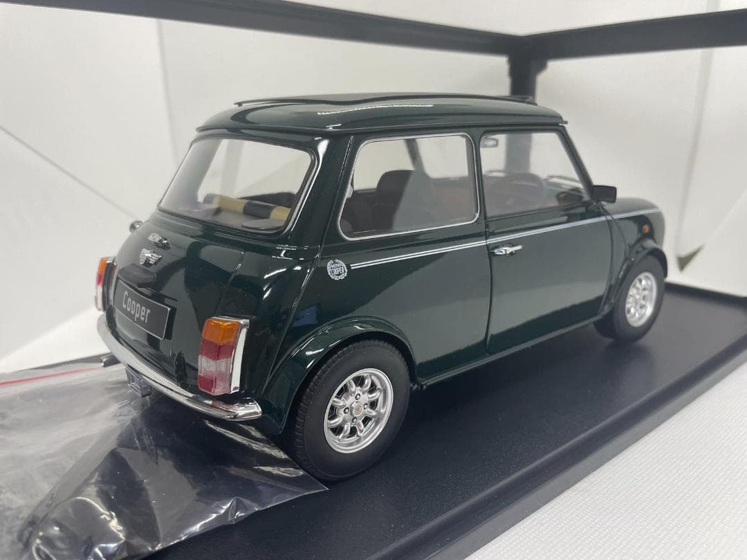 305-047 KK 1/12 ミニ クーパー Sunroof RHD