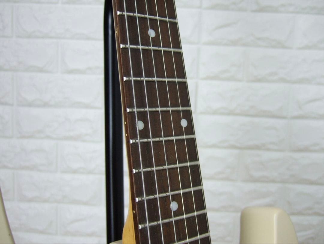 Suhr？エレキギター ESP & EMGピックアップ