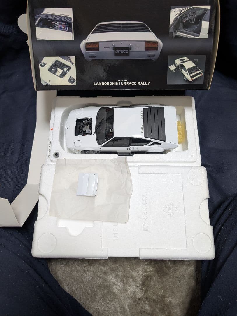 京商1/18ミニカー　ランボルギーニウラッコ ラリー