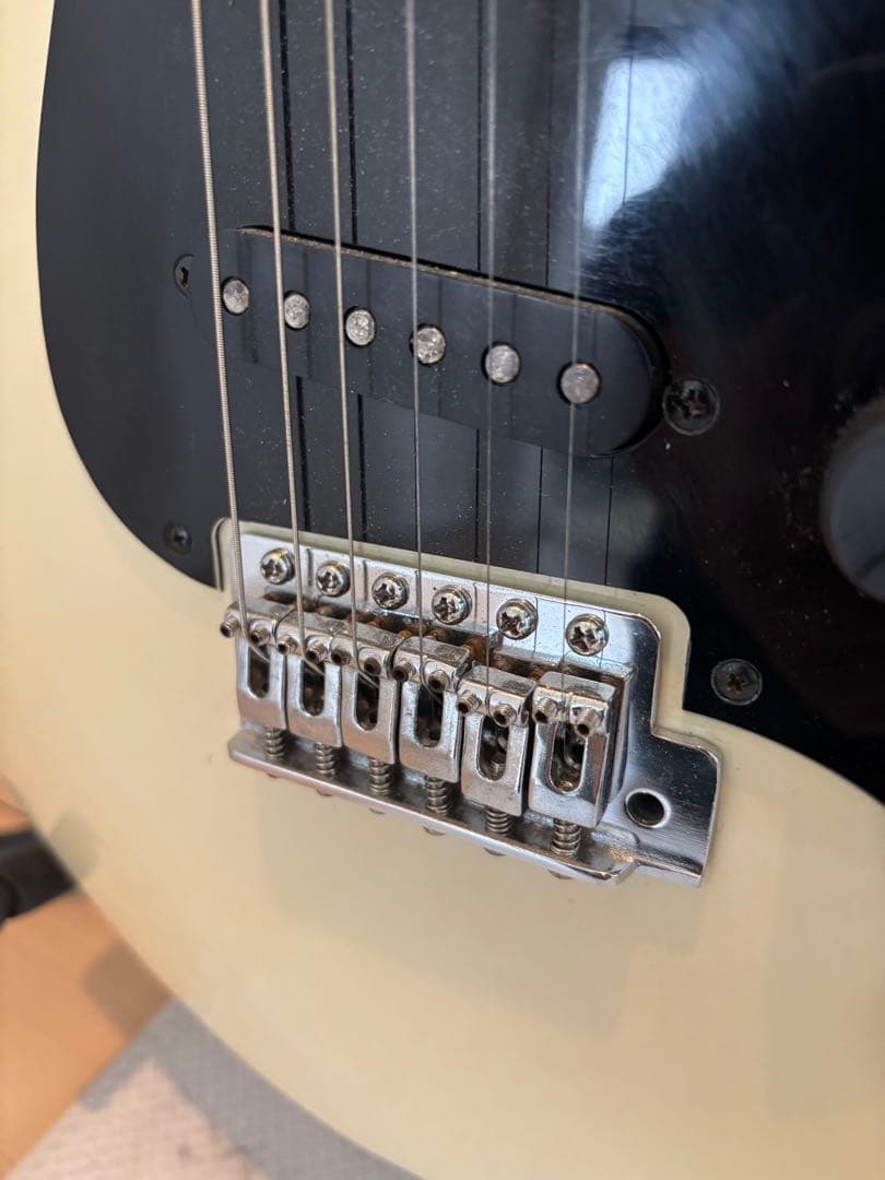 YAMAHA SE203 アイボリー　ストラトタイプ
