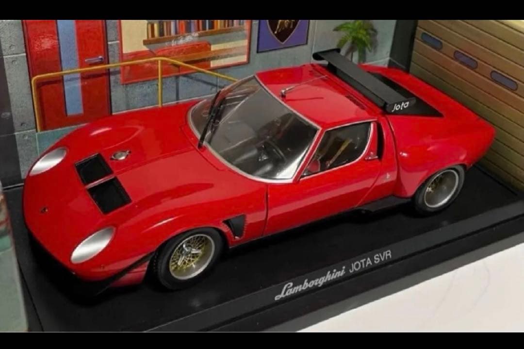 ランボルギーニイオタSVR 1/18 京商　Kyosho 118ミニカー