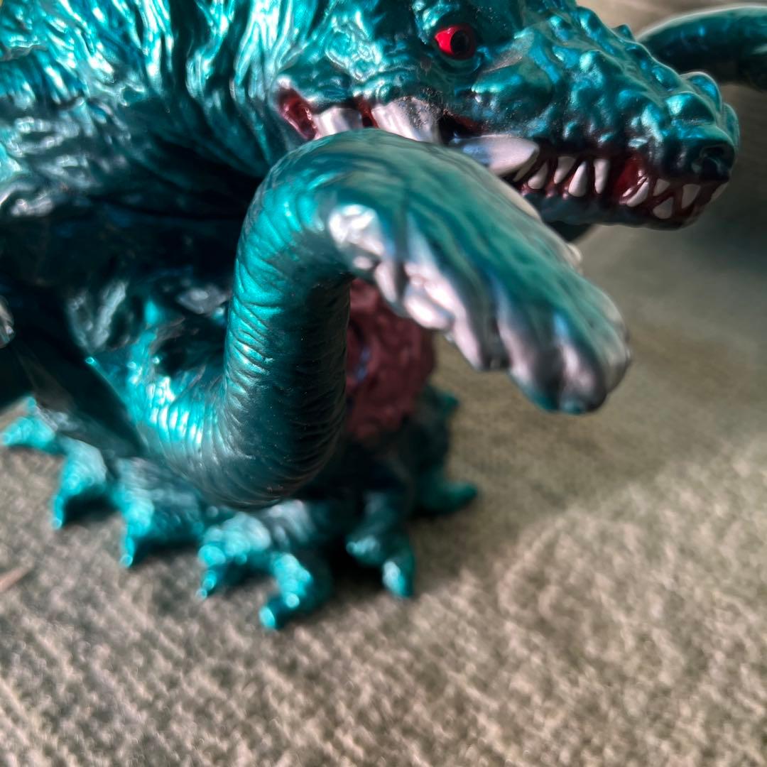 ファンクラブ限定「東宝怪獣ビオランテ」