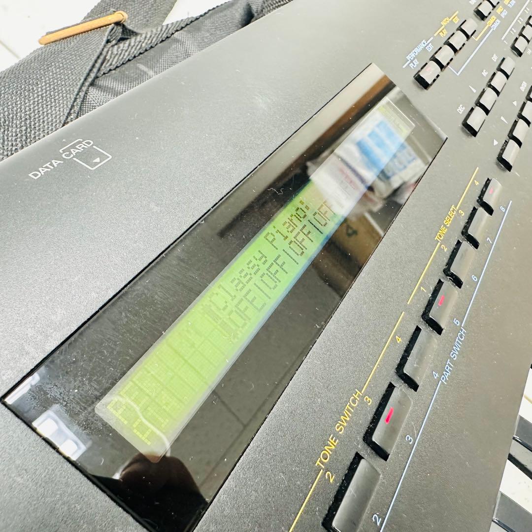 Roland シンセサイザ　JV-80