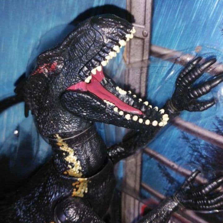 ジュラシックワールド　ロストワールド　フィギュア　インドラプトル　アメトイ