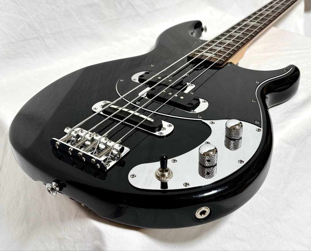 【新品弦張替済】YAMAHA エレキベース BB424X ブラック