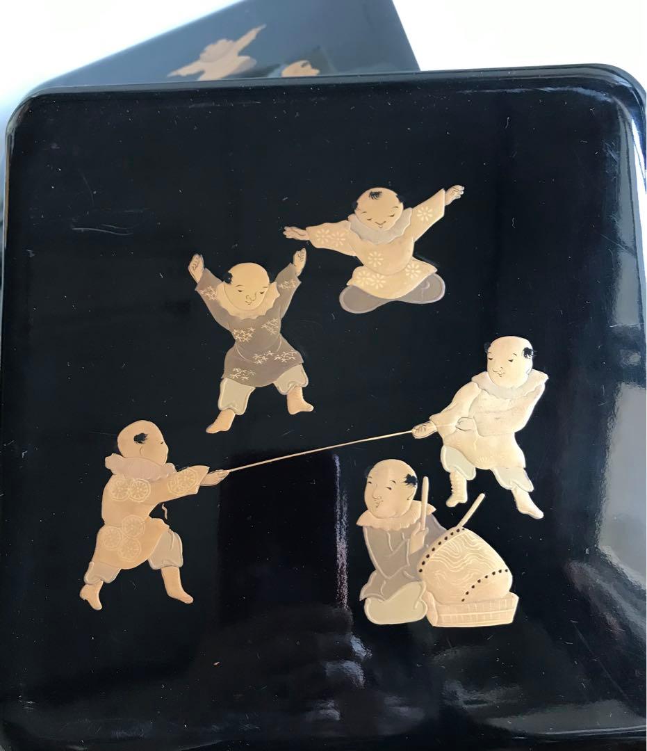 時代物 漆塗り 金蒔絵 天然木 5段重箱