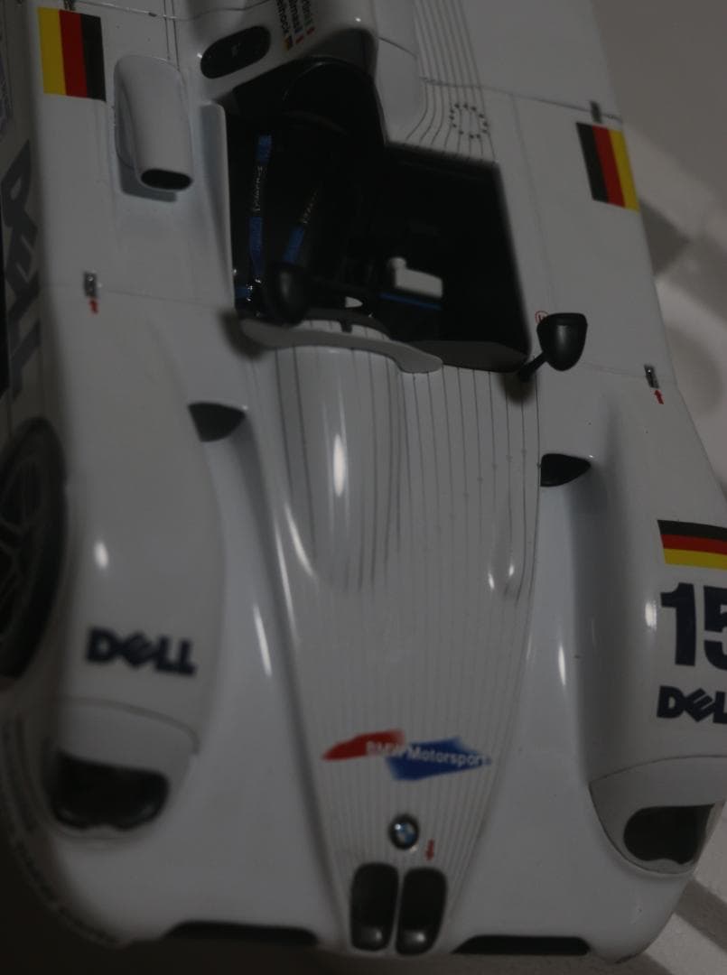 貴重 京商製　Ｖ１２ＬＭＲ　1／１８　１９９９ル・マン２４Ｈ優勝車　中古品