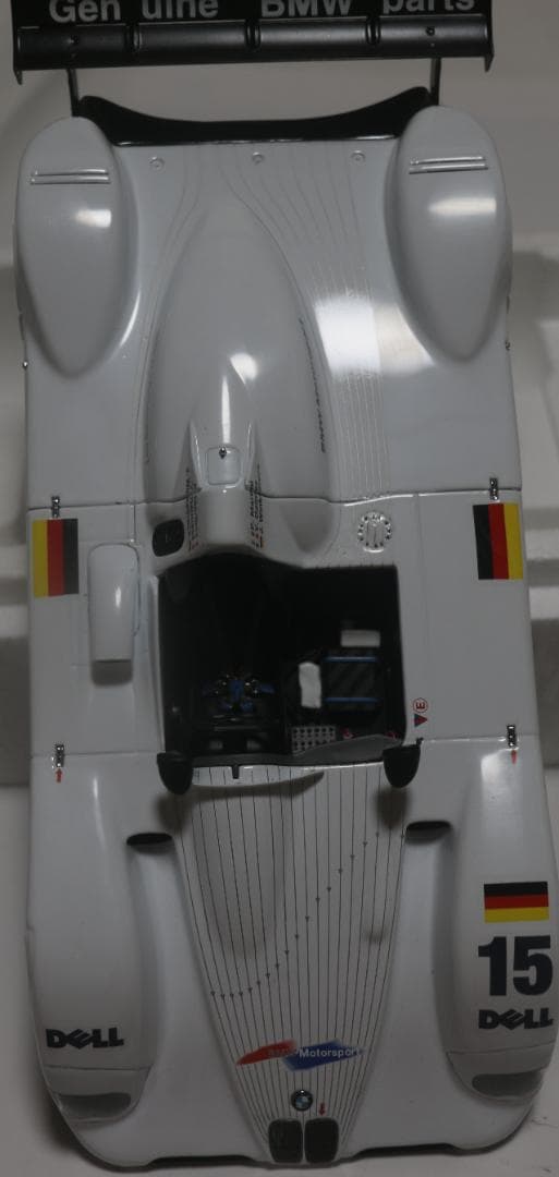 貴重 京商製　Ｖ１２ＬＭＲ　1／１８　１９９９ル・マン２４Ｈ優勝車　中古品