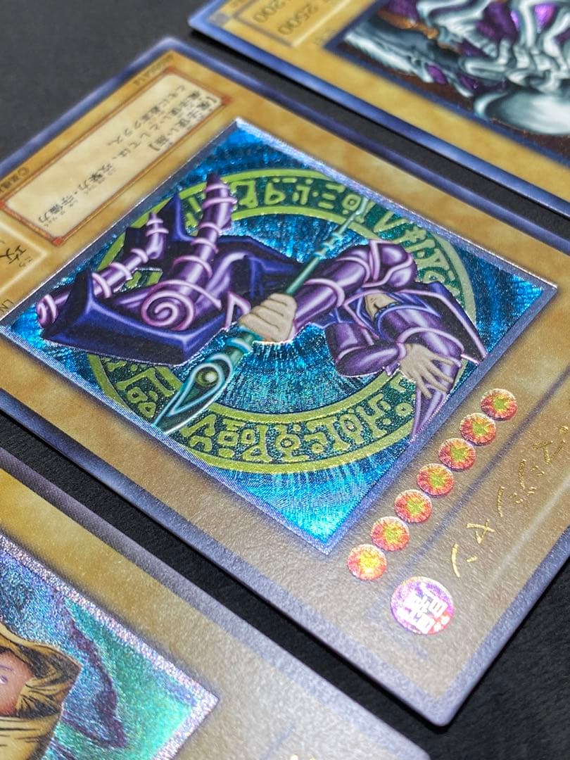 遊戯王　ブラック・マジシャン　デーモンの召喚　ヂェミナイ・エルフ　レリーフ