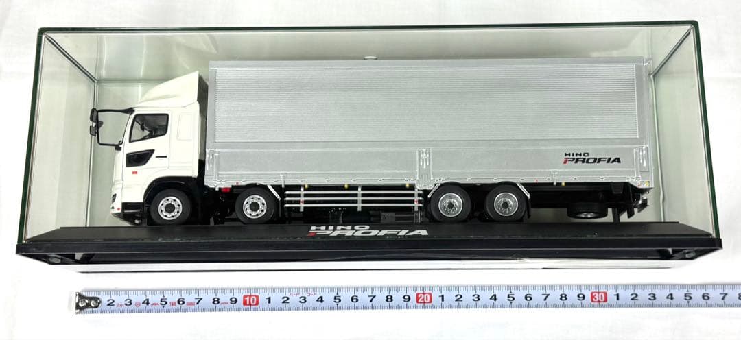 日野 プロフィア ￼非売品 ミニカー 低床4軸　HINO PROFIA