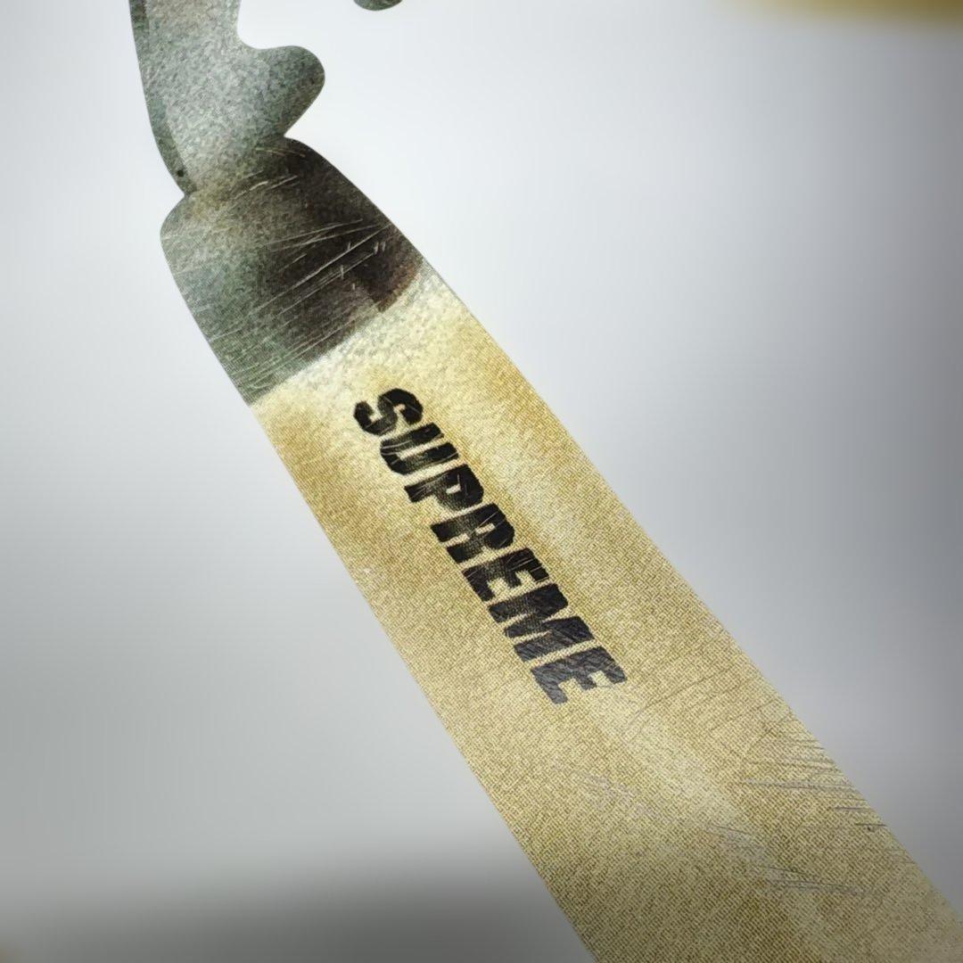 SUPREMEスケートボードデッキ 傷少なめ 国境なき医師団支援中