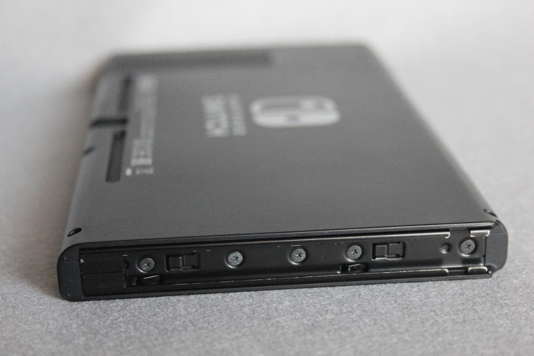 極美品 ニンテンドースイッチ 本体のみ バッテリー強化版 動作OK 24h内発送