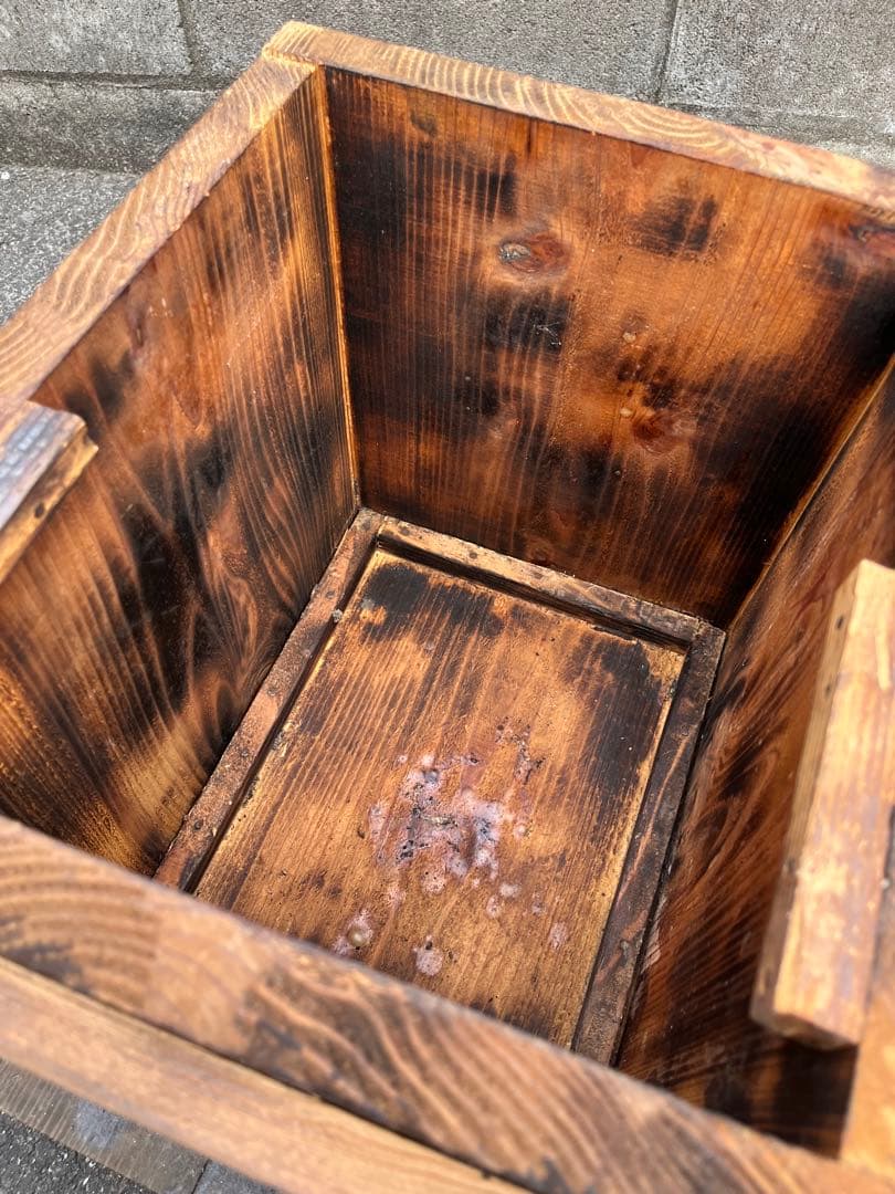 日本蜜蜂　待ち箱　入居実績あり　巣箱　待ち箱