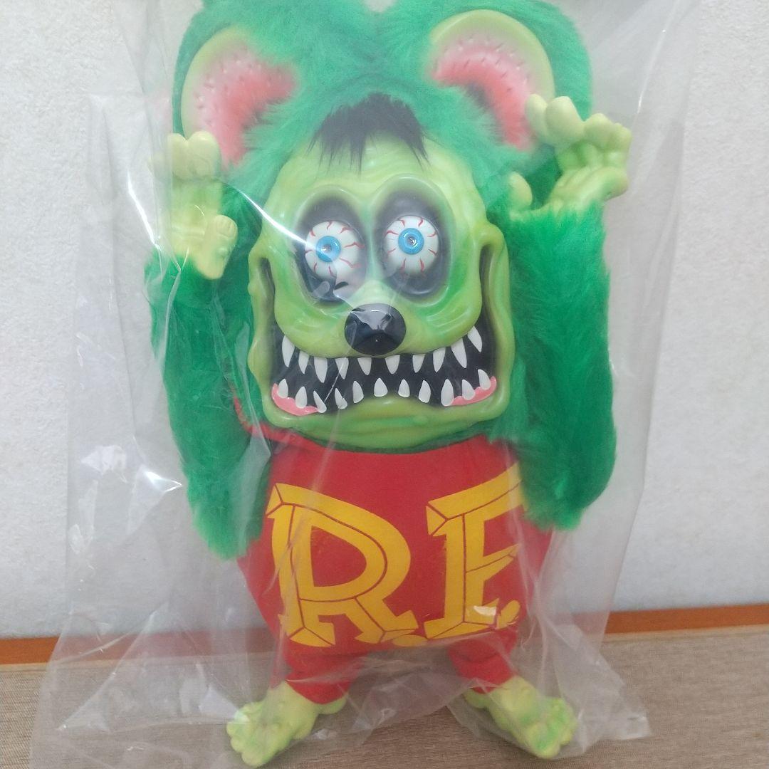 SECRET BASE × SHELTERBANK / RAT FINK