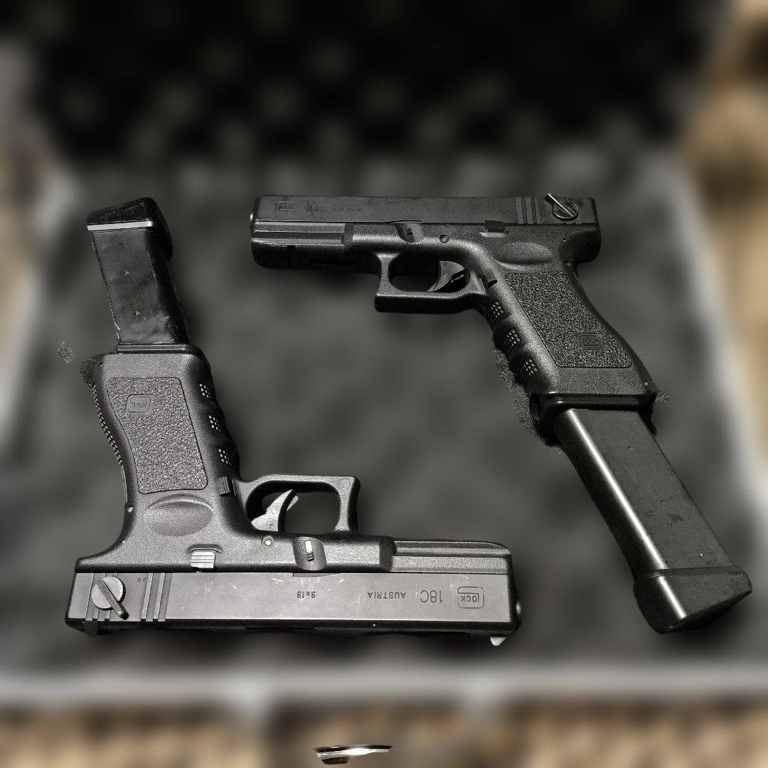 1 東京マルイ製　グロック18C　電動ハンドガン　二丁セット　ロングマガジン