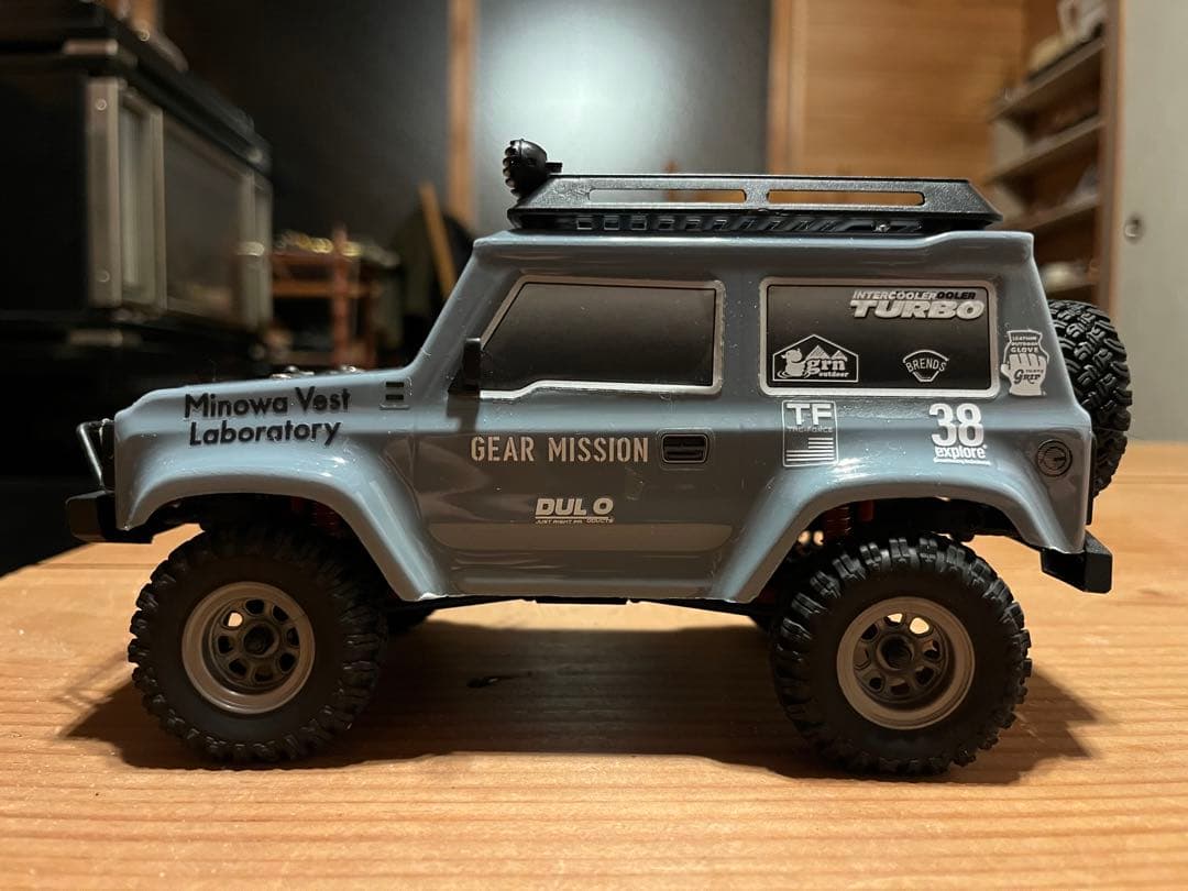 日本未発売RC 英国メーカー ジムニー 1/24 完全防水 クローラーラジコン