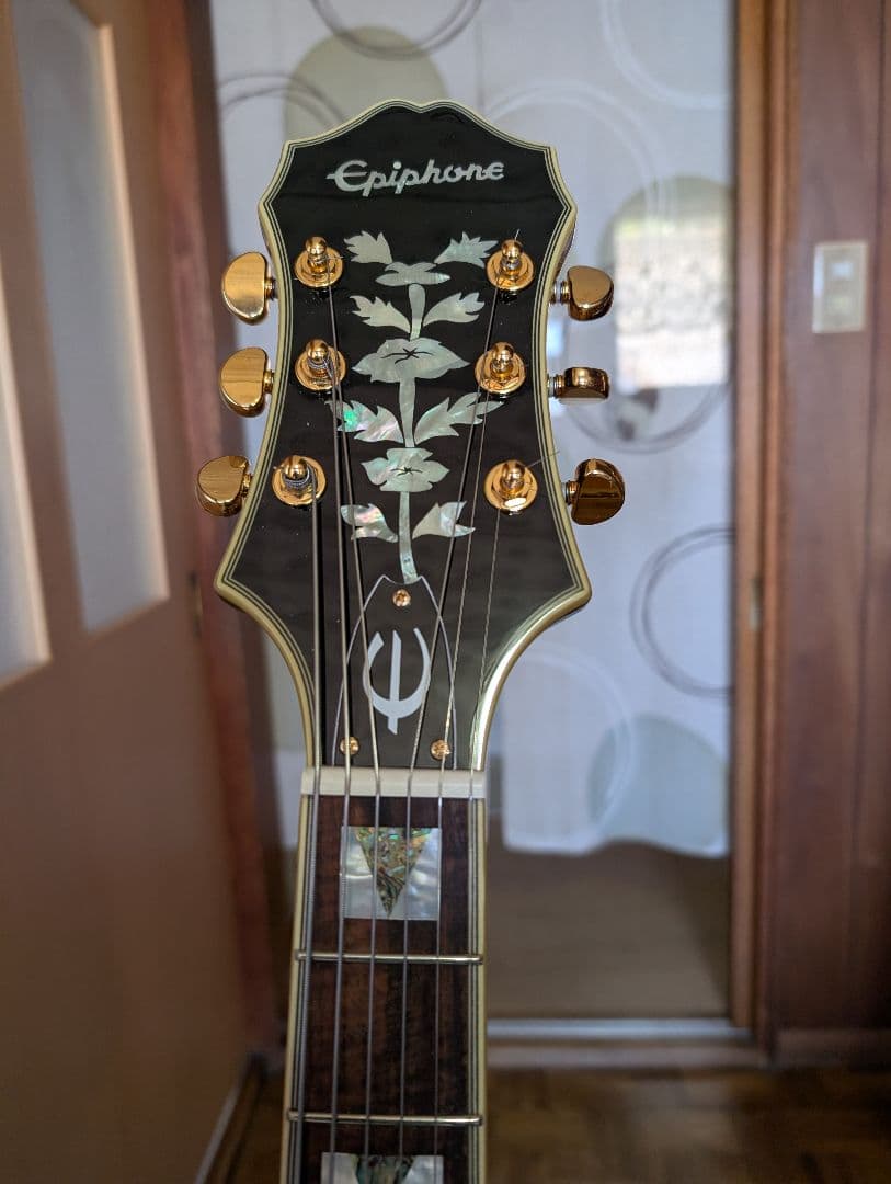 フルアコ　Epiphoneブロードウェイ　ほぼ新品