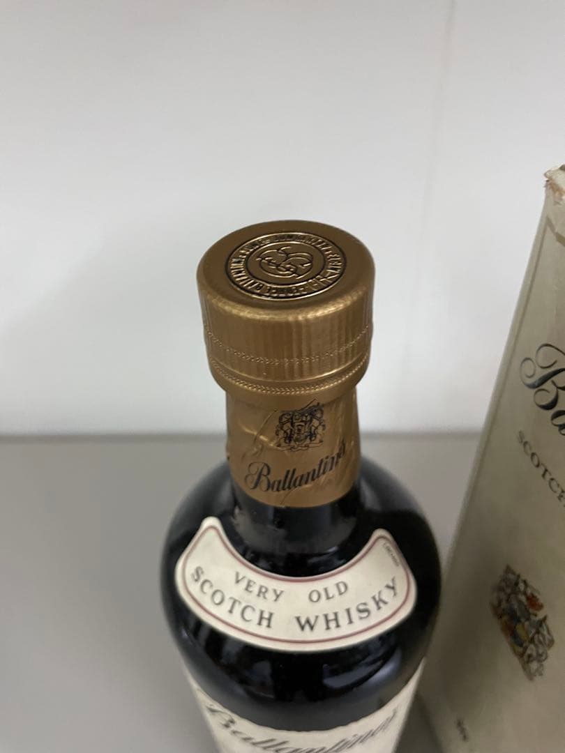 ❷未開封 バランタイン30年 ベリーオールド 750ml 古酒 箱付き