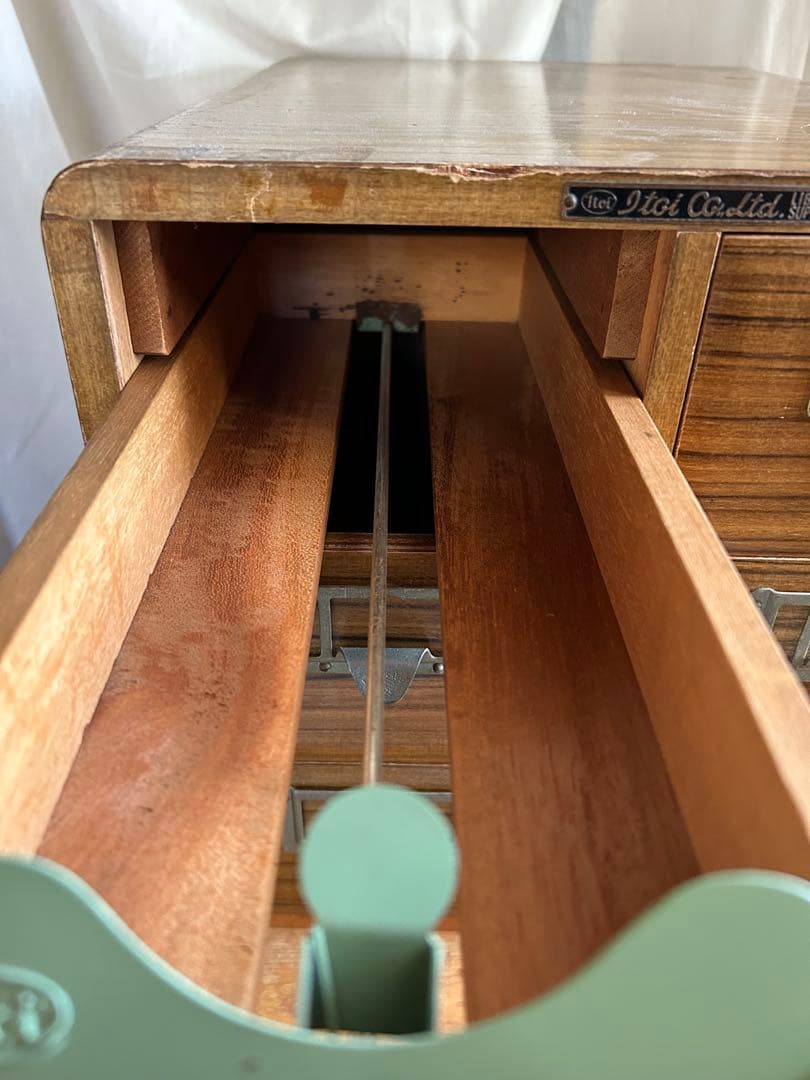 図書館カード　引き出し