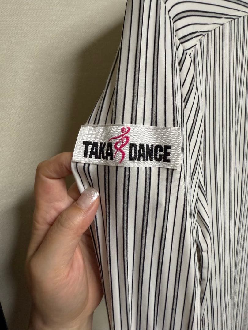 【期間限定値下げ】社交ダンス　燕尾服　衣装　専用衣装ケース付き