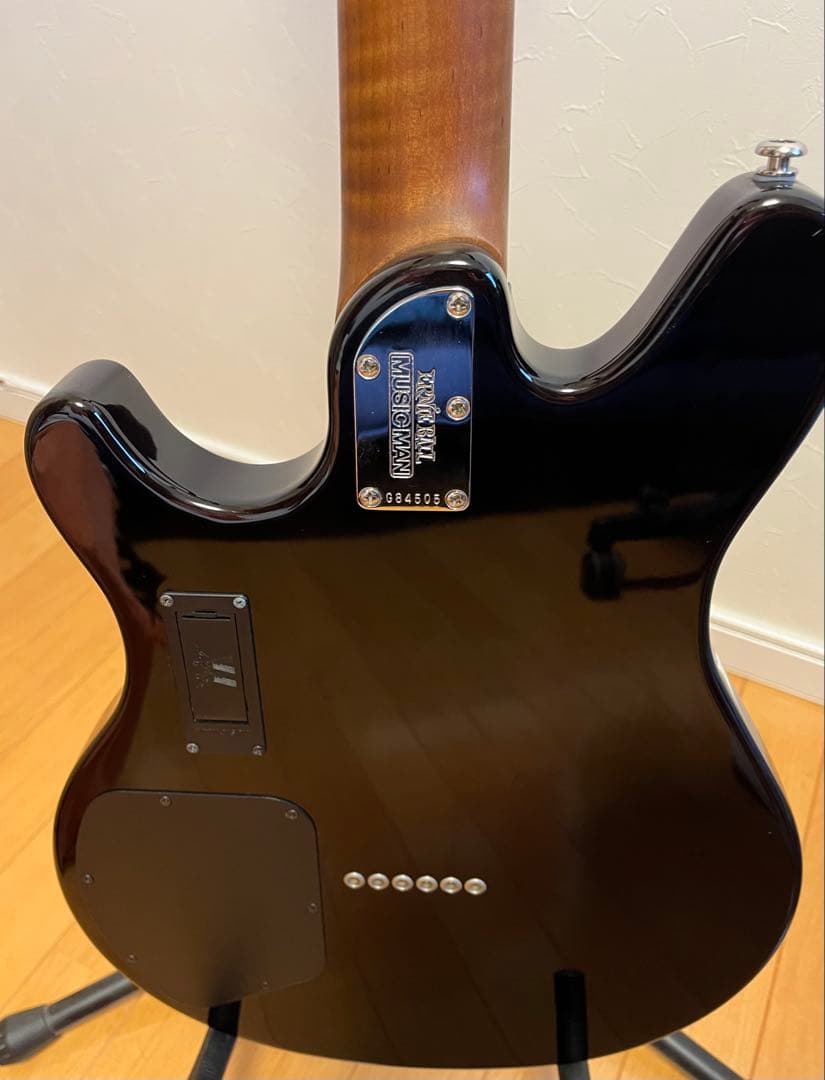 USA製 Music man Valentineモデル