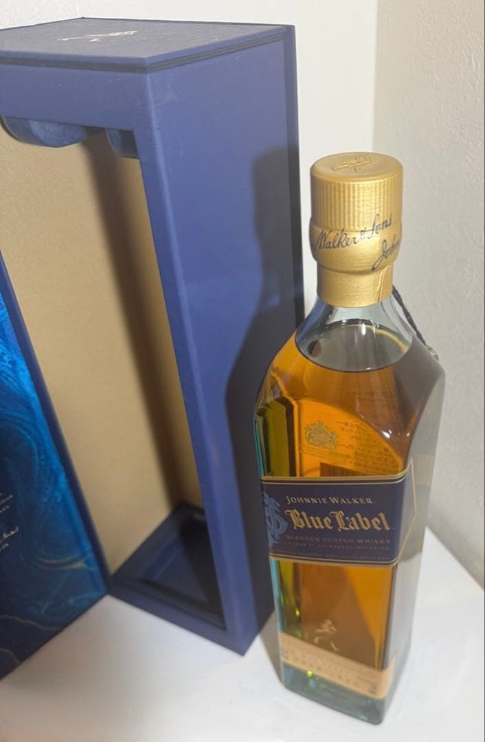 ジョニーウォーカー ブルーラベル 750ml 新品未開封 正規品