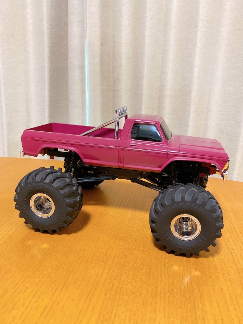 美品　FMS ラジコン　モンスタートラック 1/24 スマッシャー fcx24