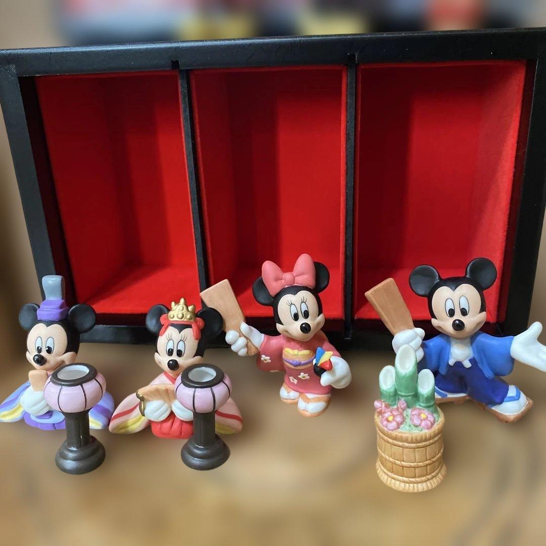 ディズニー　ミッキー　ミニー　玄関飾り　お雛様　クリスマス　お正月　フィギュア