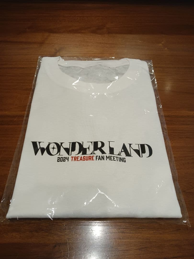 【TREASURE】フォトTシャツ　ヨシ