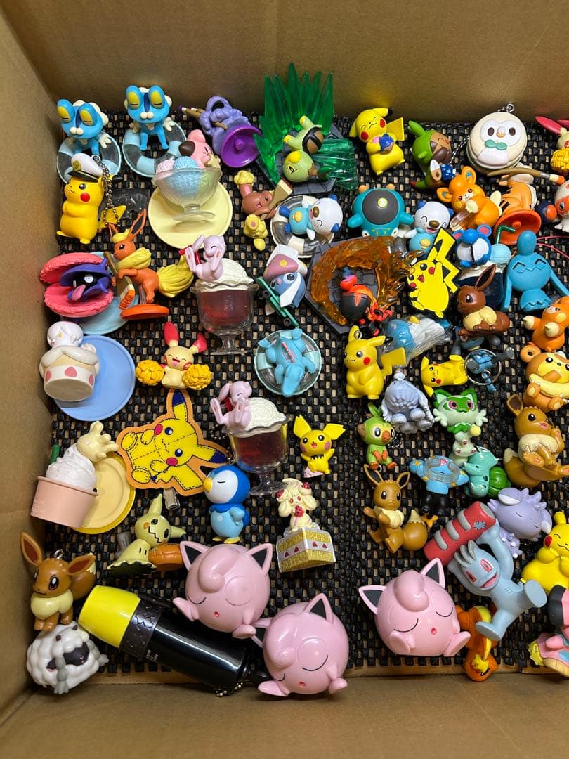 ポケモン　ガチャ　のみ　大量　まとめ売り　150点以上　ガチャポン　ピカチュウ