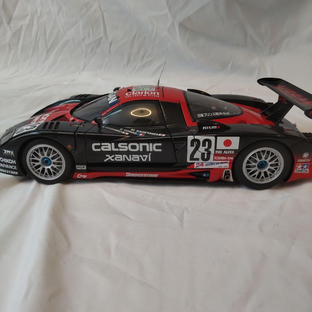 1/18 オートアート 日産　R390 箱なし　難あり