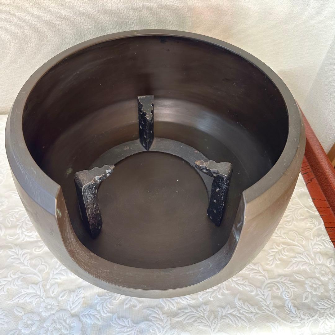♦︎未使用品♦︎ 虫喰い 五徳　三つ足　鉄鋳物　茶道具　風炉用