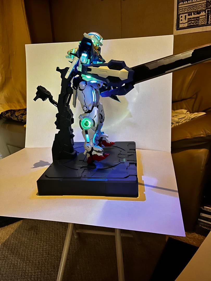 PG ガンダムエクシア　LEDユニット組込み済み